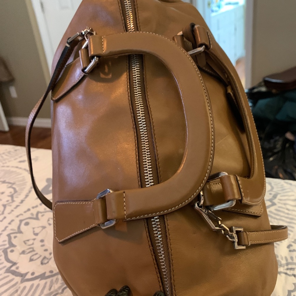 Prada Two Way Leather Shoulder Bag with Detachable Strap and Lock & Keys - Picture 6 of 16